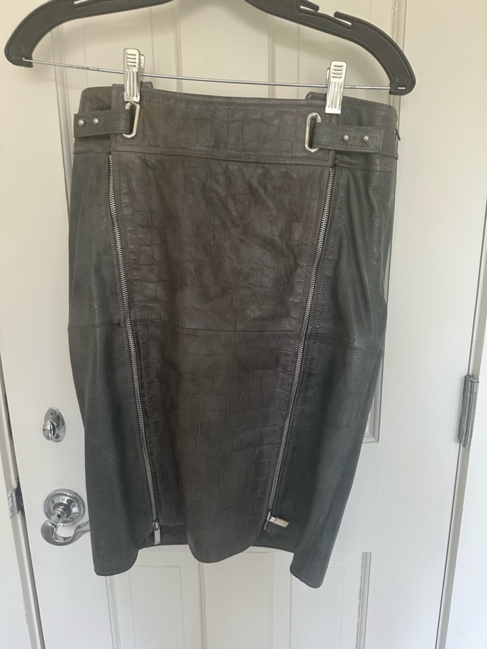 NWT Bagatelle Gray Mixed Leather Skirt